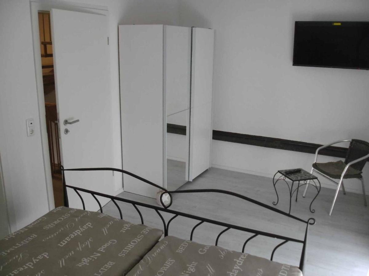 וירצבורג Ferienhaus Nikita מראה חיצוני תמונה